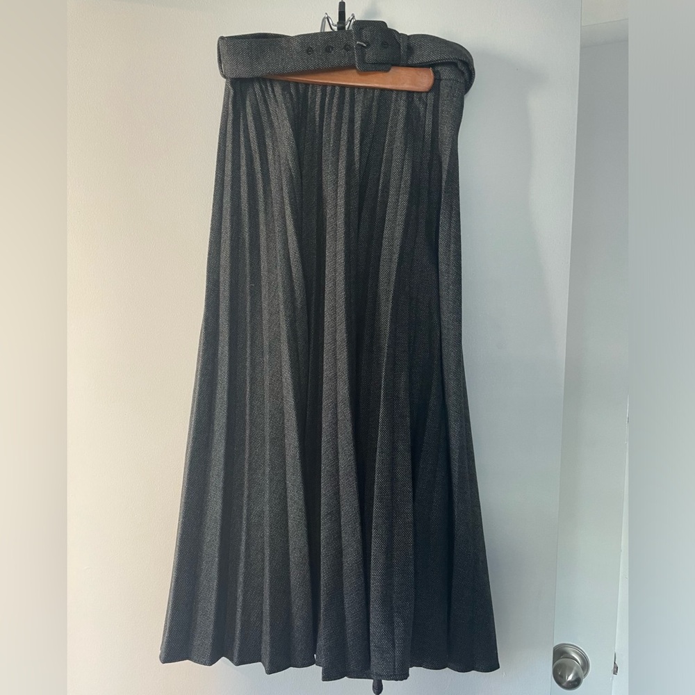 Zara pleated maxi skirt with belt